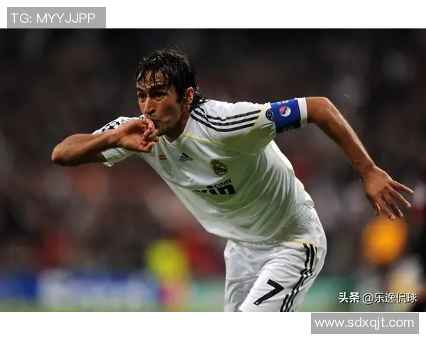 绿茵传奇瞬间定格世界球星奔跑拼搏的永恒画面